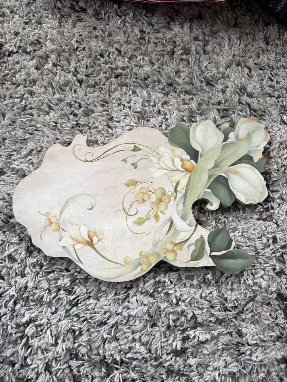 Floral Wooden Wall Plaque in Cream and Green - Decorative Home Wall Art
